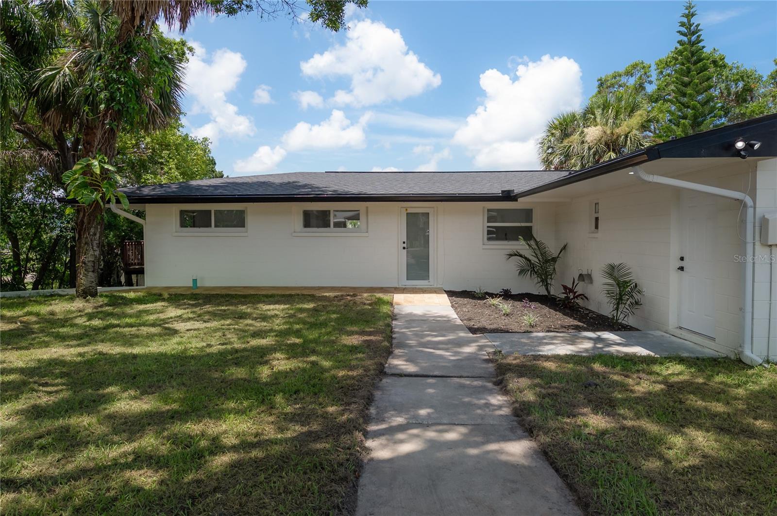 Image 3 of 80 For 6108 Oak Ridge Avenue