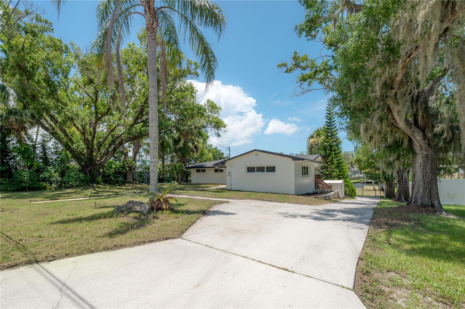 Image 6 of 80 For 6108 Oak Ridge Avenue
