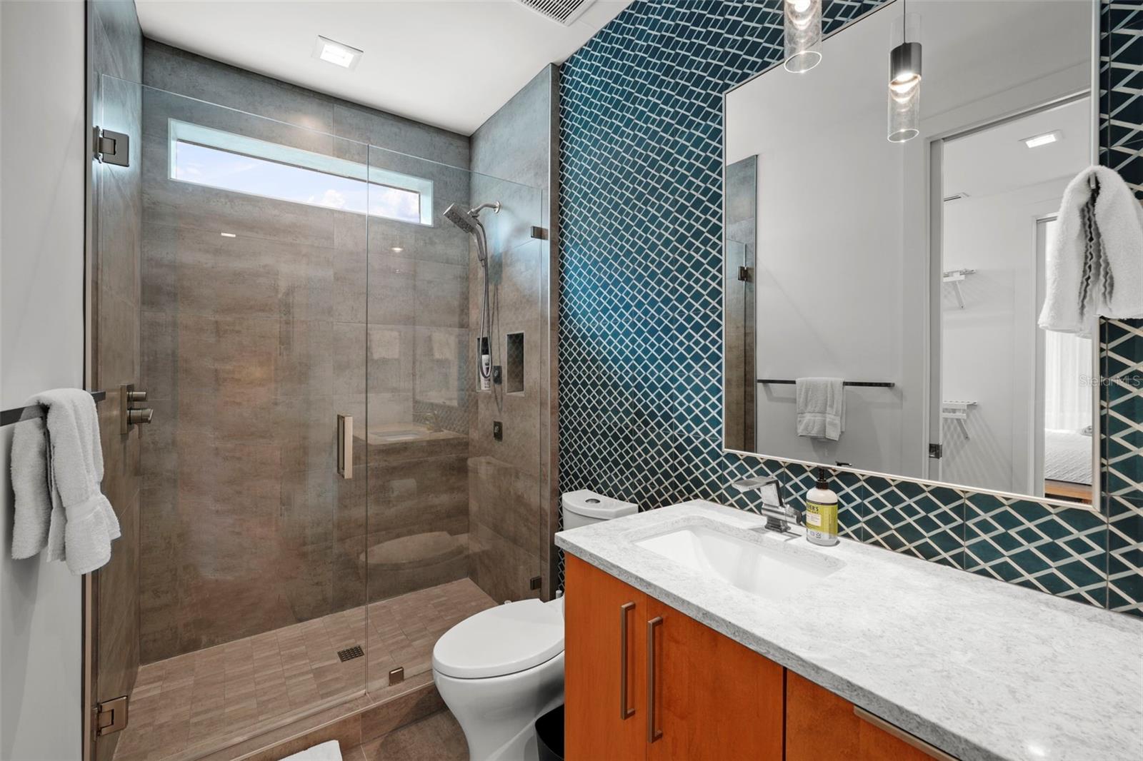 Image 36 of 70 For 2803 Aquilla Street