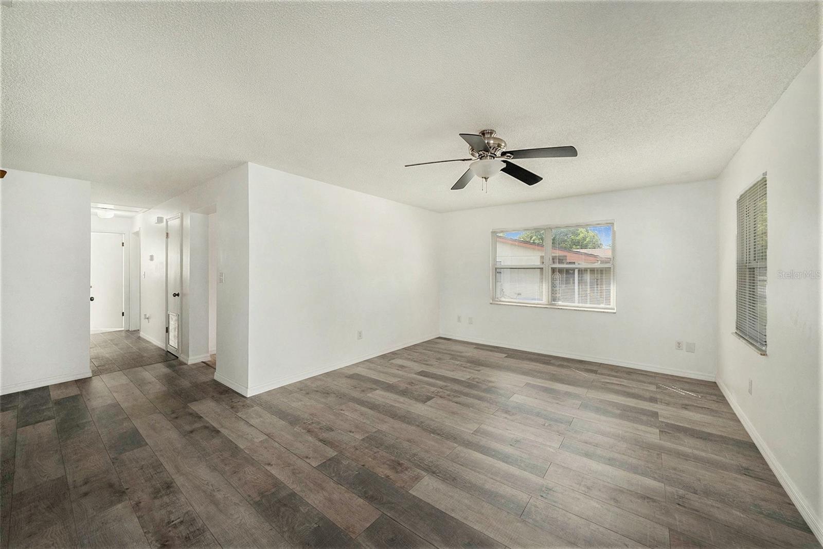 Image 10 of 26 For 4570 Essex Lane