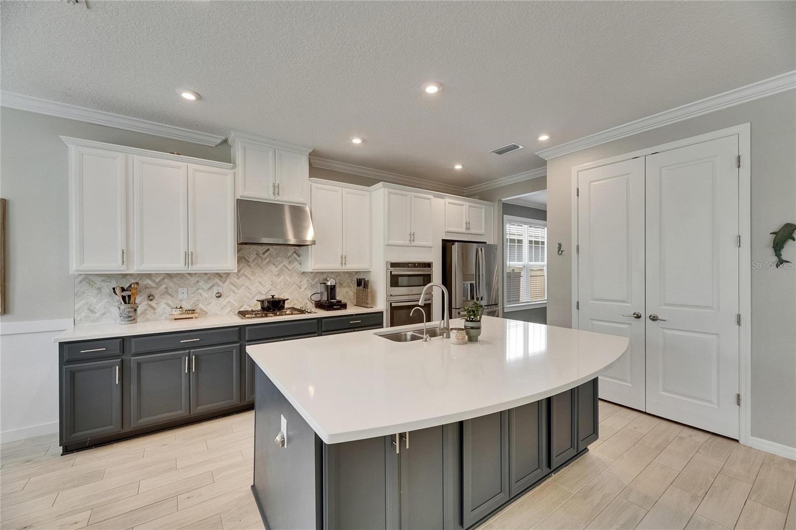 Image 2 of 100 For 10399 Boyette Brook Street