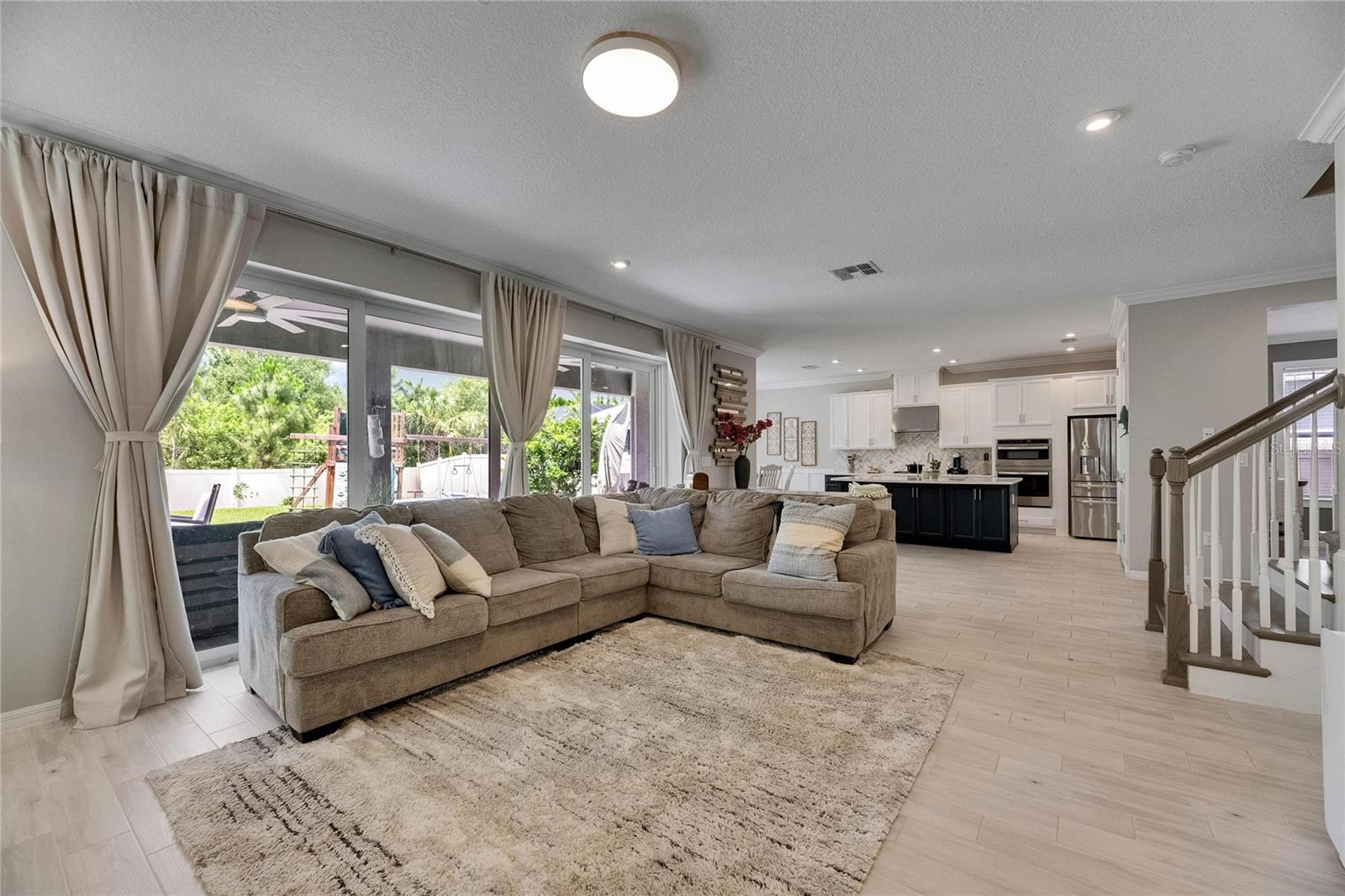 Image 33 of 100 For 10399 Boyette Brook Street
