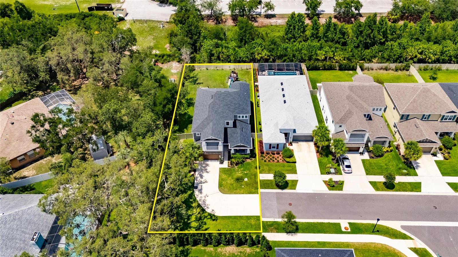 Image 95 of 100 For 10399 Boyette Brook Street