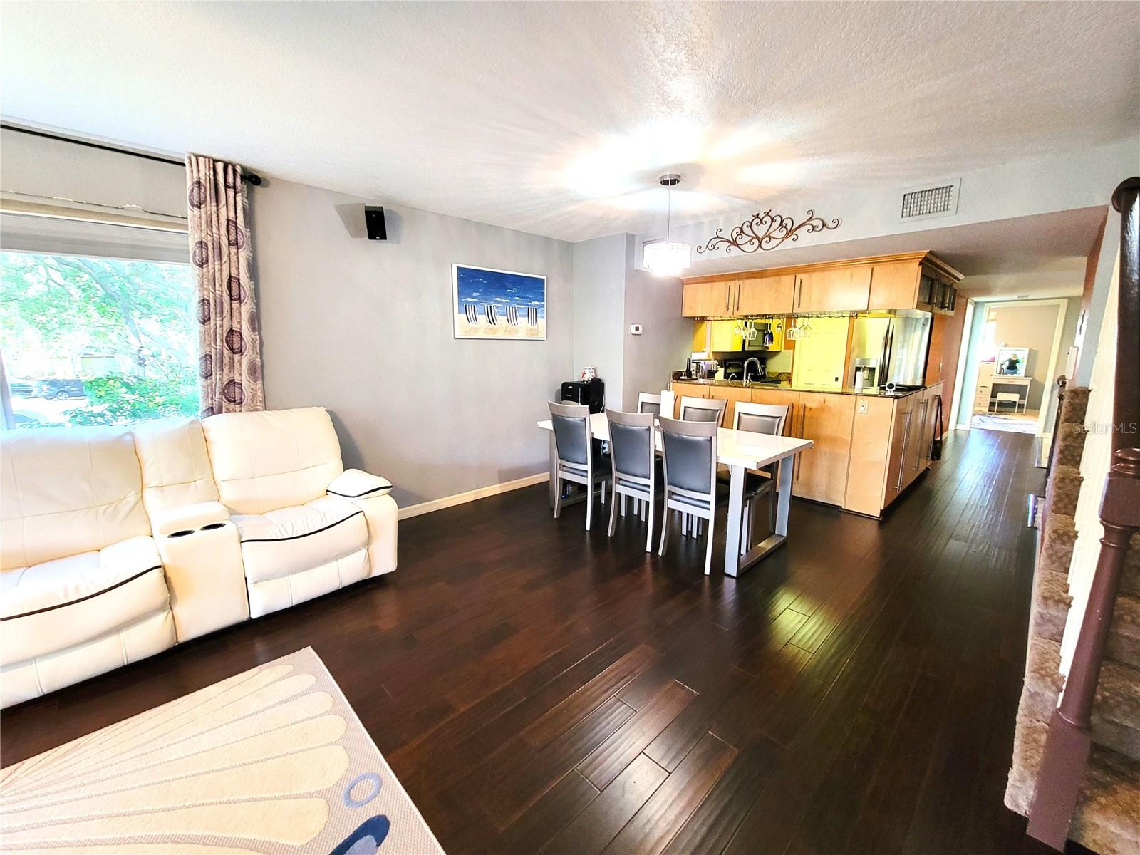 Listing photo id 11 for 9947 Indian Key Trail 123