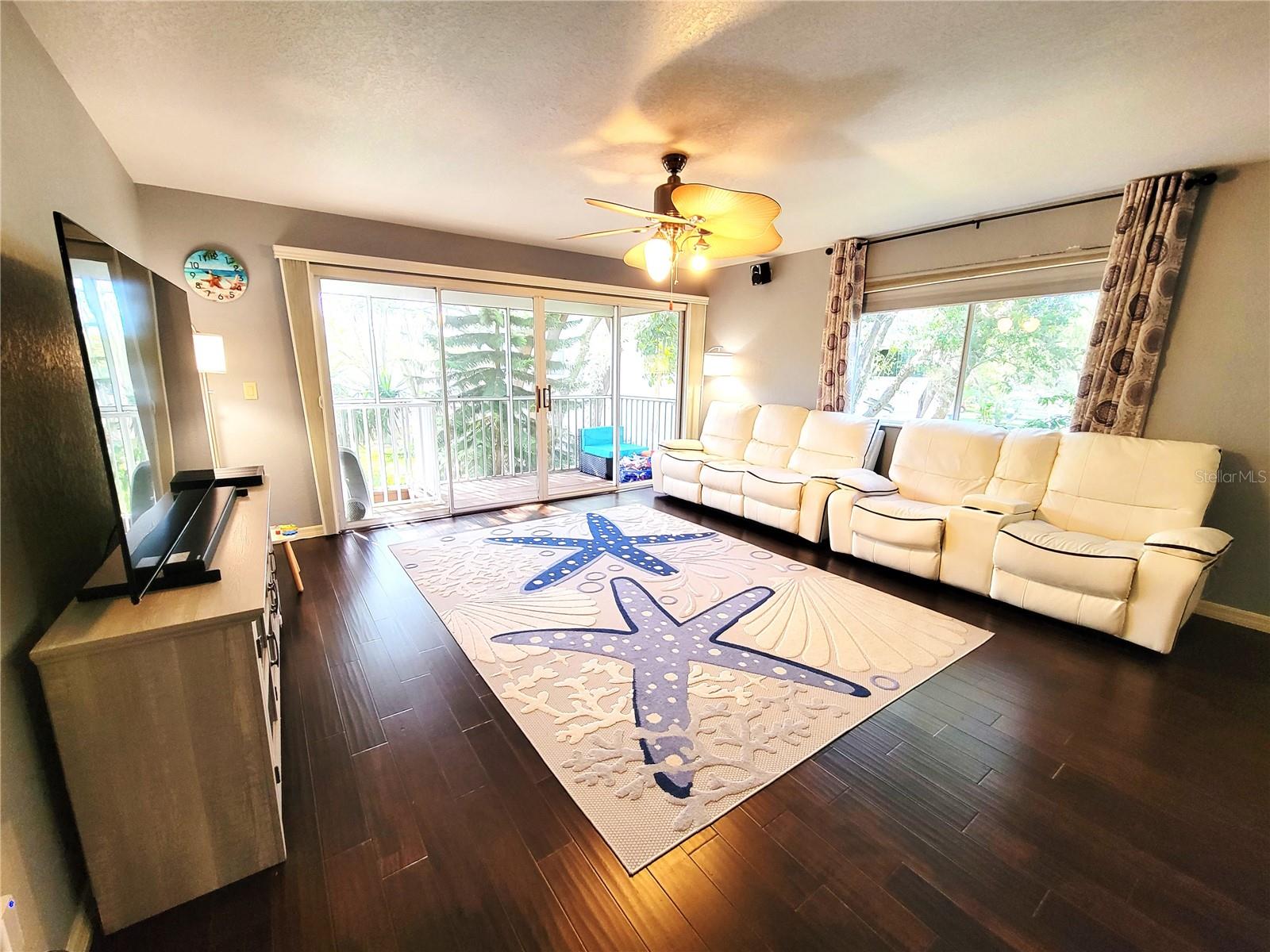 Listing photo id 12 for 9947 Indian Key Trail 123