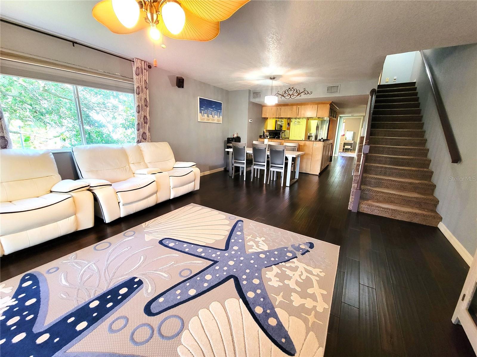 Listing photo id 14 for 9947 Indian Key Trail 123