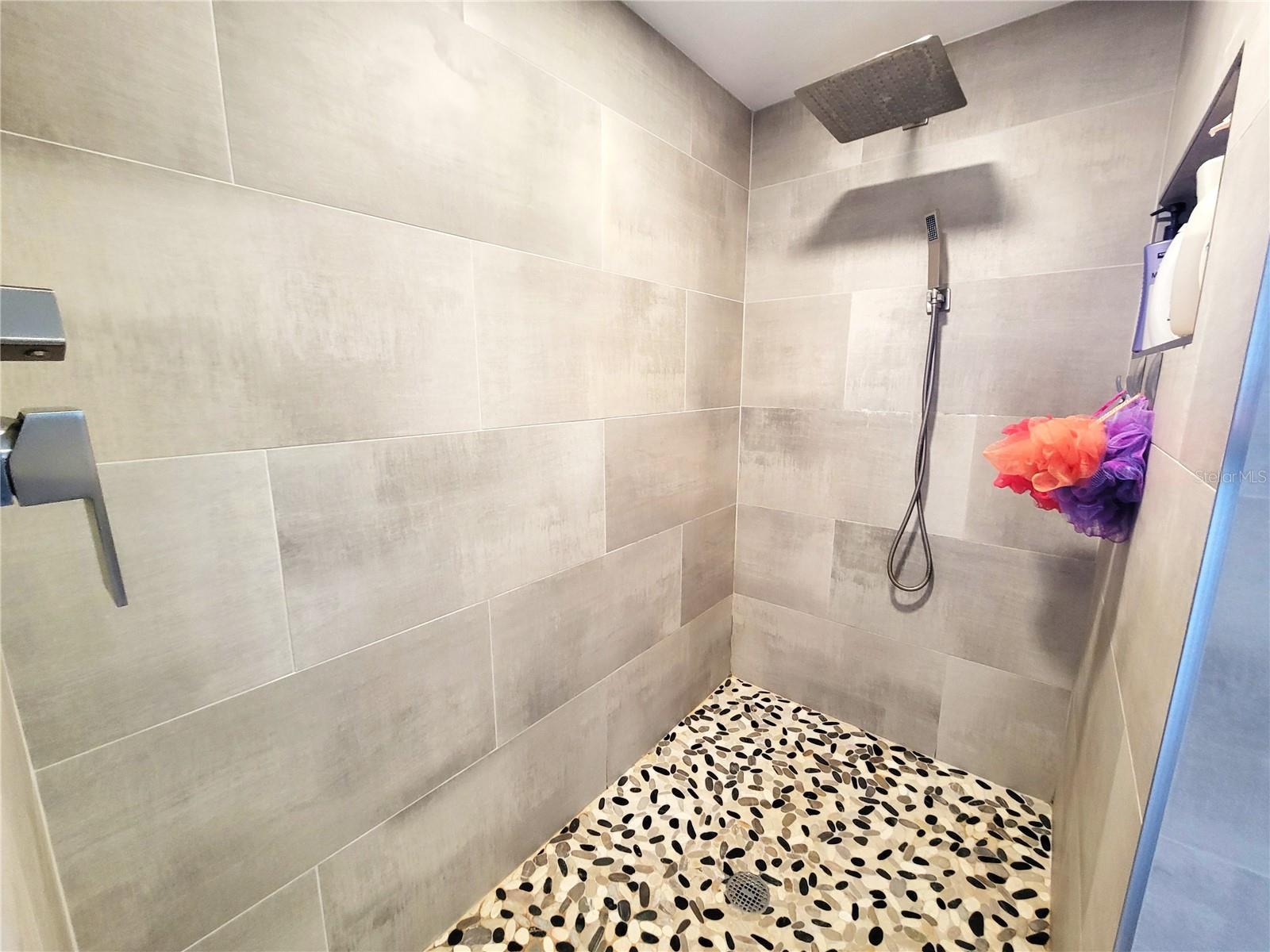 Listing photo id 21 for 9947 Indian Key Trail 123