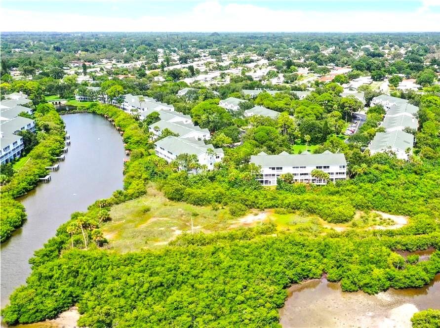 Listing photo id 41 for 9947 Indian Key Trail 123