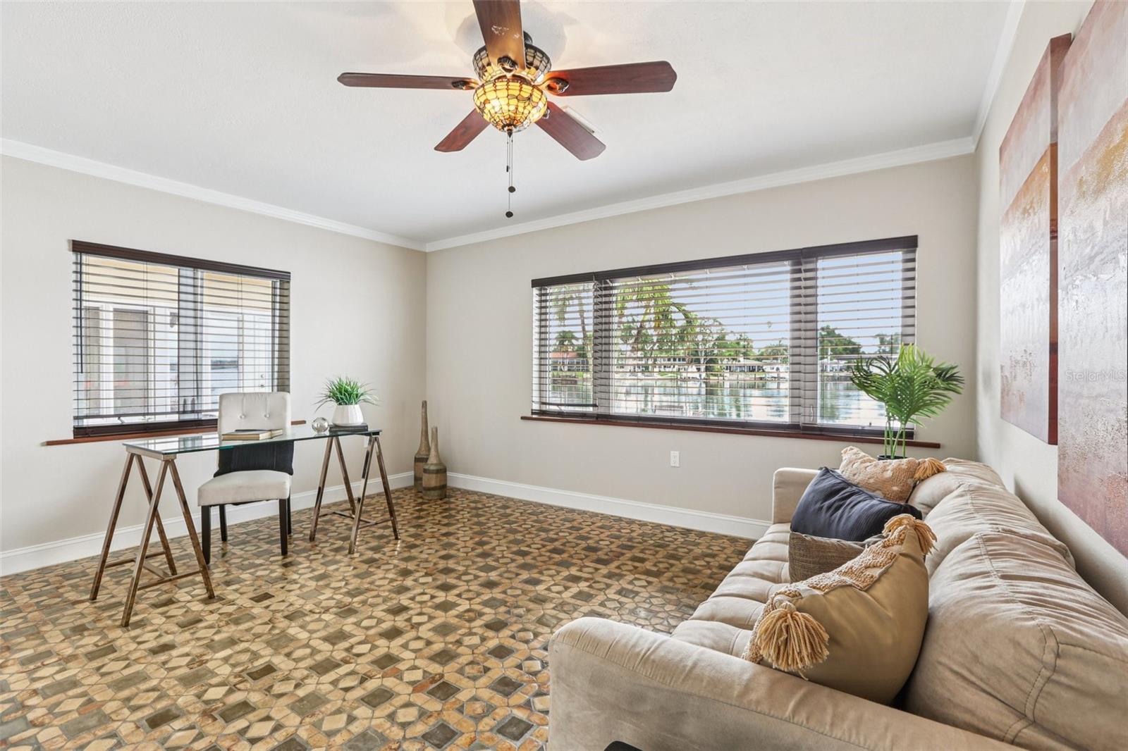 Image 27 of 68 For 4830 Paradise Way S
