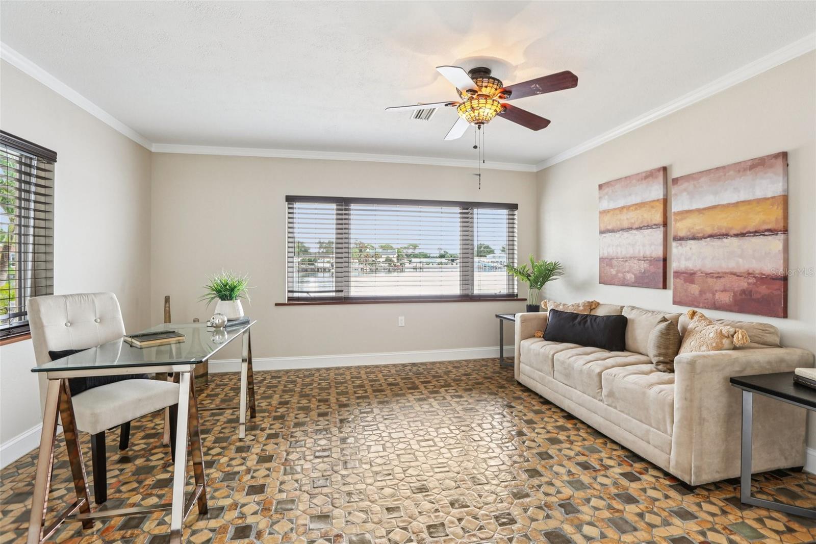 Image 28 of 68 For 4830 Paradise Way S
