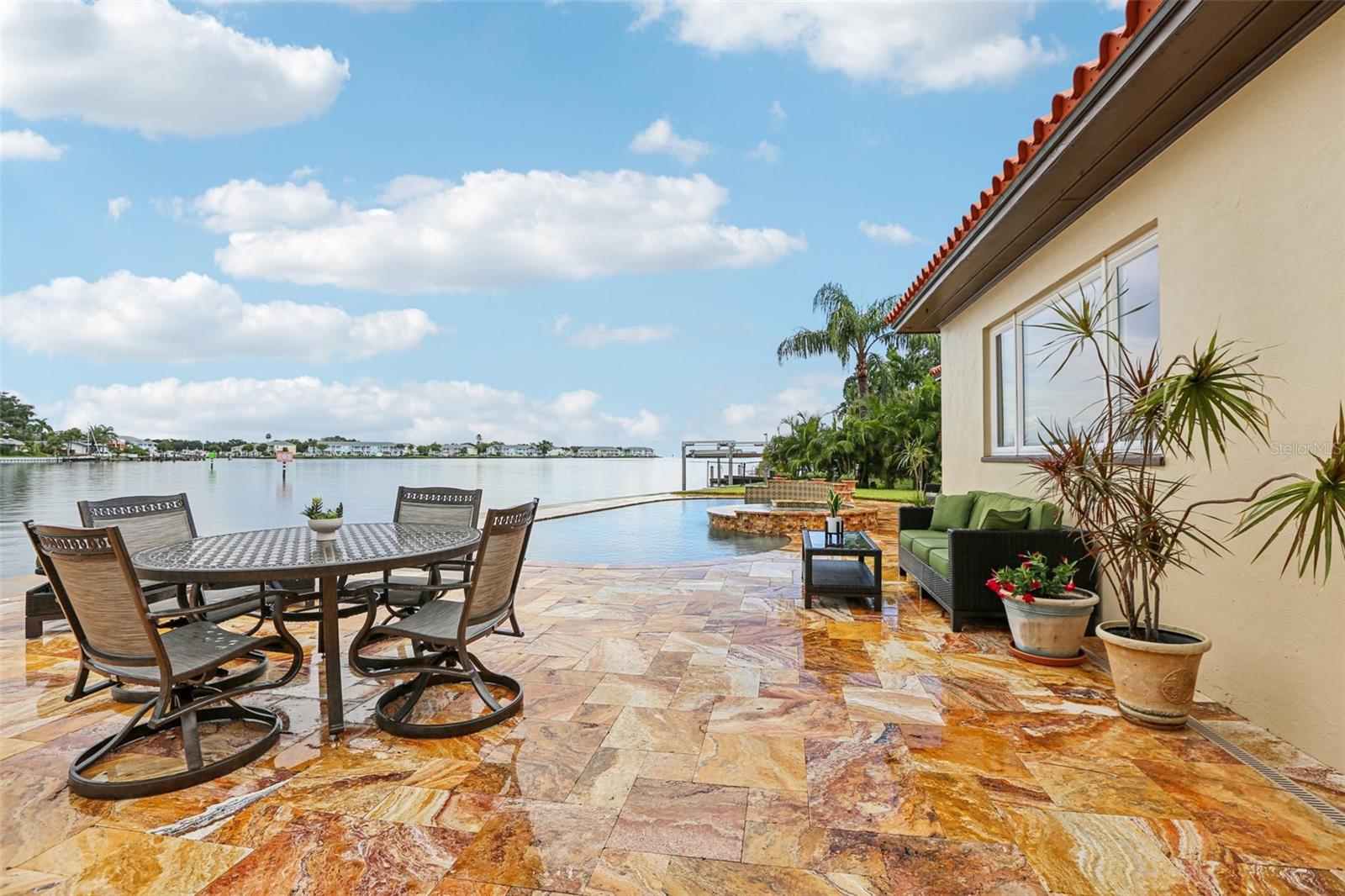 Image 49 of 68 For 4830 Paradise Way S