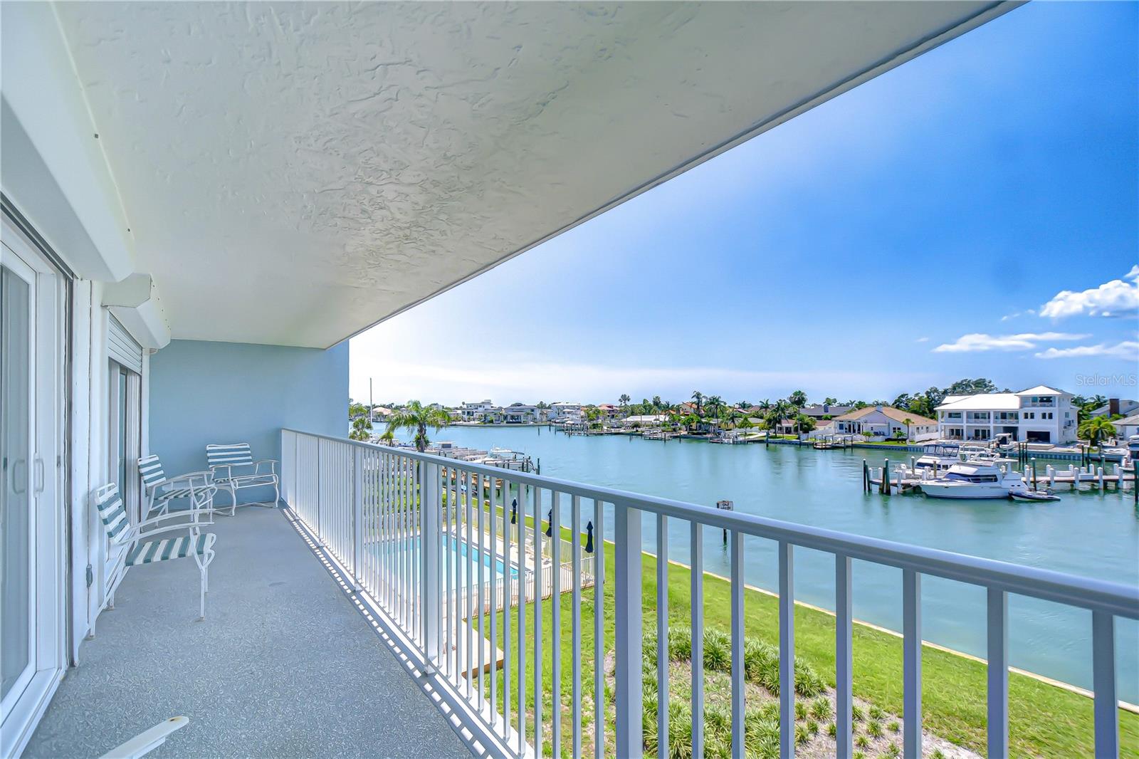 Image 15 of 37 For 340 Pinellas Bayway S 304