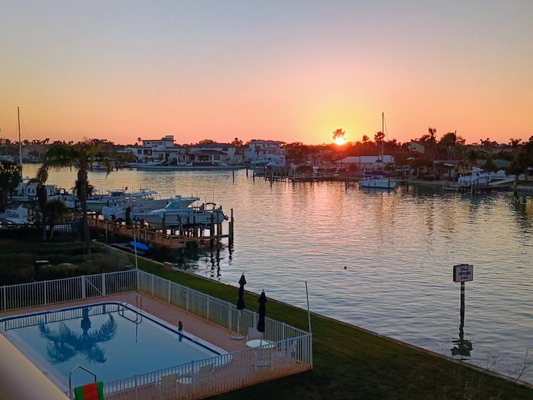 Image 33 of 37 For 340 Pinellas Bayway S 304