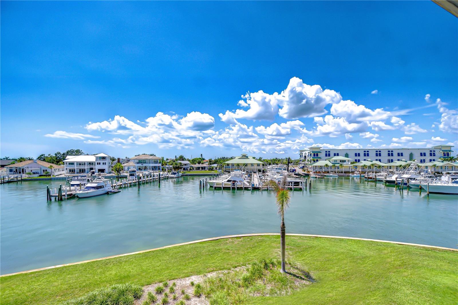 Image 37 of 37 For 340 Pinellas Bayway S 304