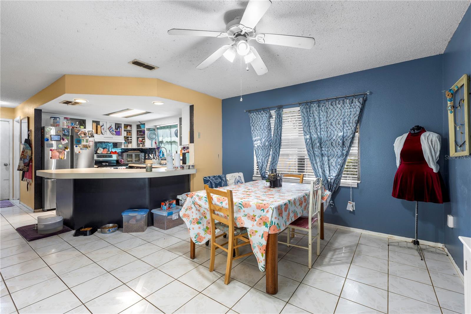 Image 12 of 39 For 7018 Arbor View Lane