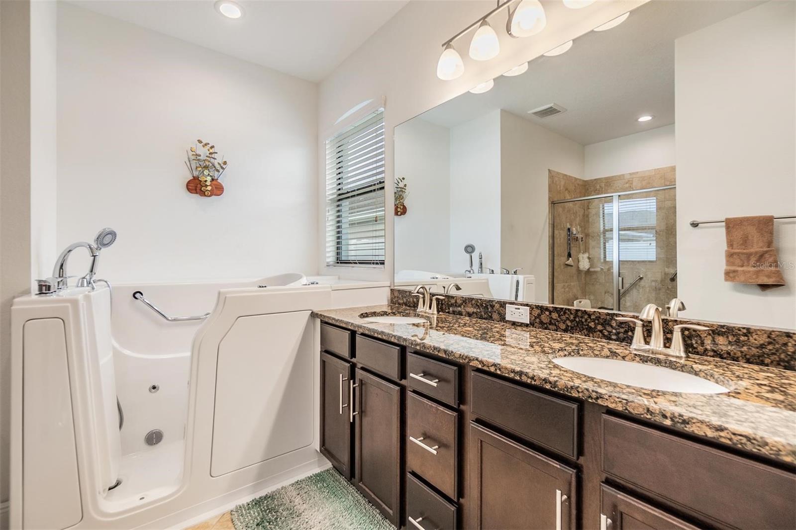 Image 8 of 44 For 12251 Duckett Court