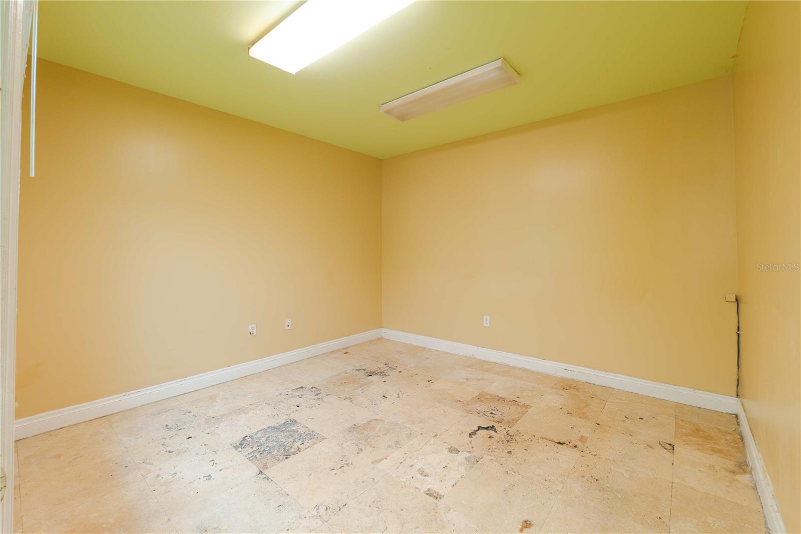 Image 23 of 40 For 9822 Anderson Road