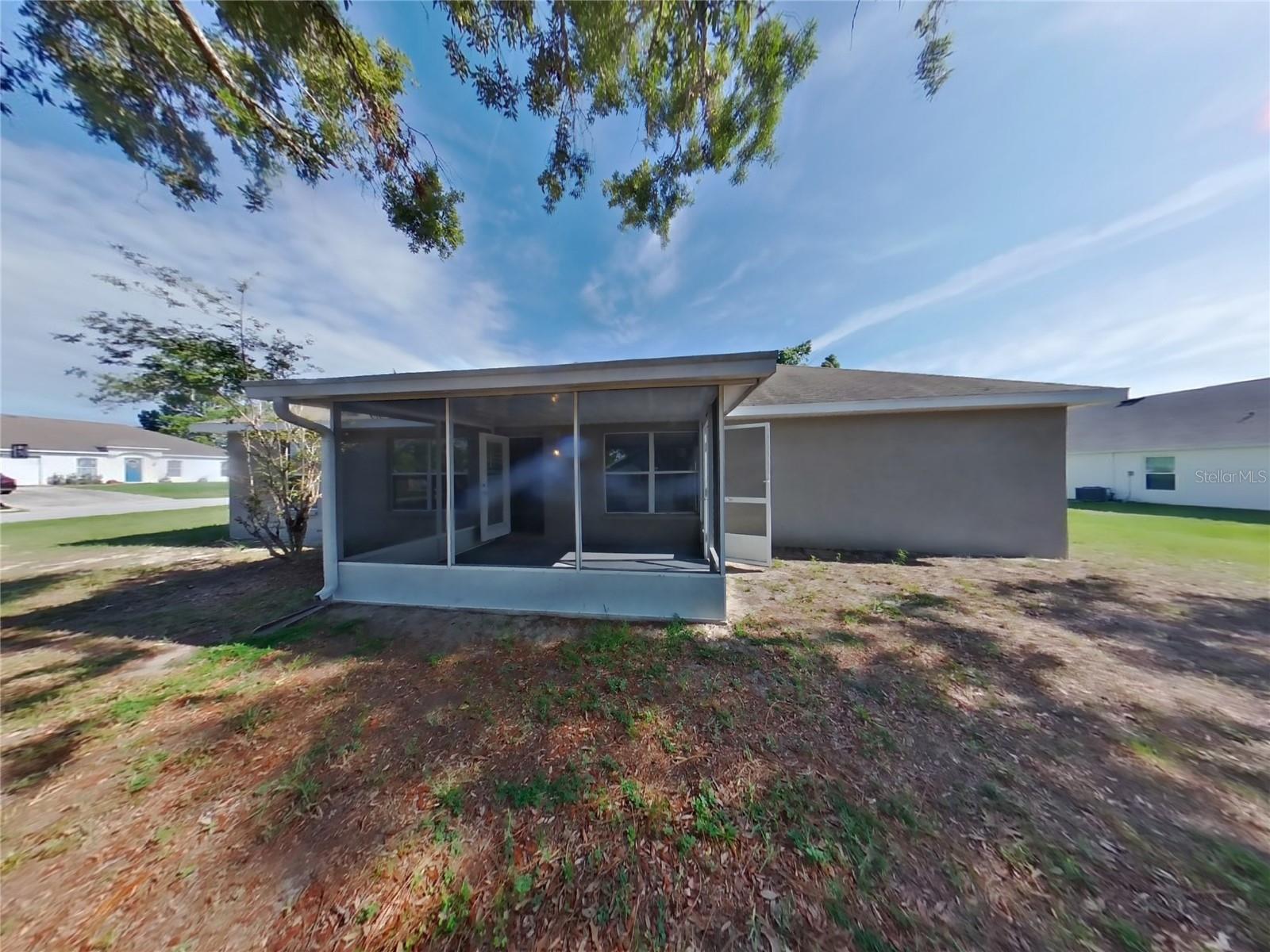 Image 18 of 18 For 3328 Montano Avenue