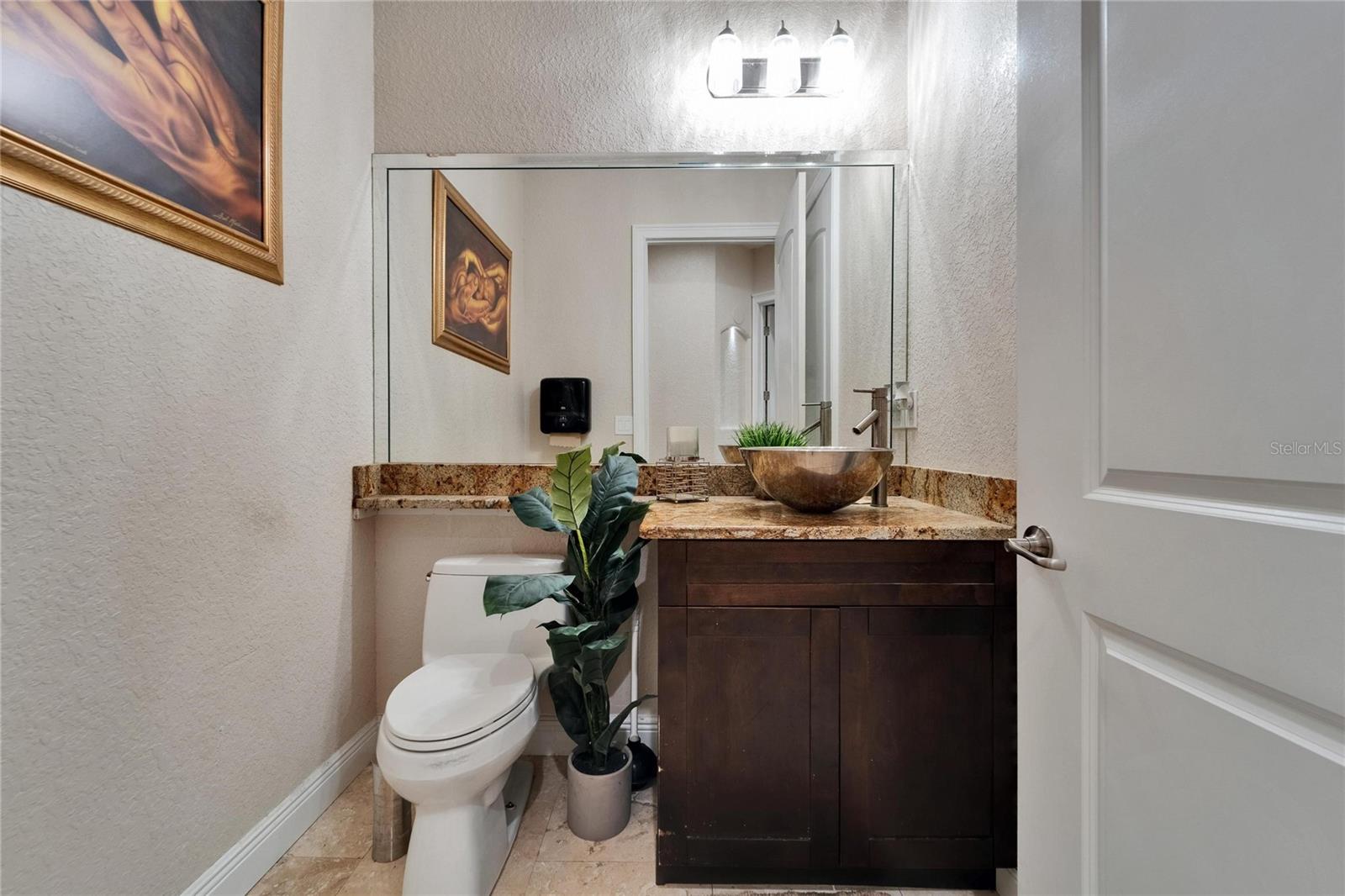 Image 17 of 87 For 13102 Done Groven Drive