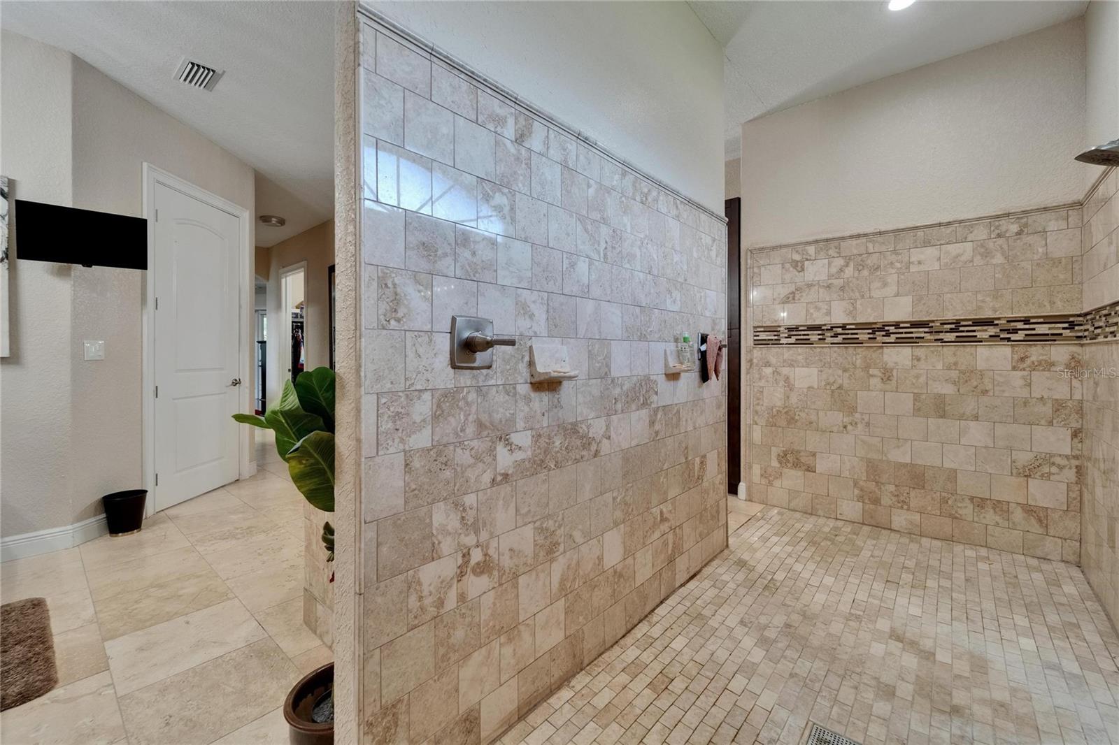 Image 46 of 87 For 13102 Done Groven Drive
