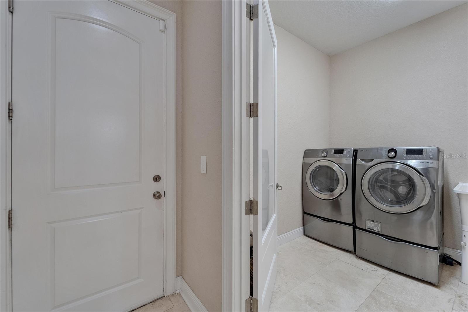 Image 68 of 87 For 13102 Done Groven Drive
