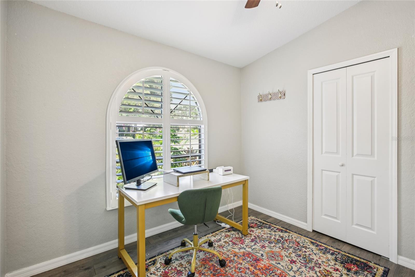 Image 34 of 44 For 852 Crystal Drive