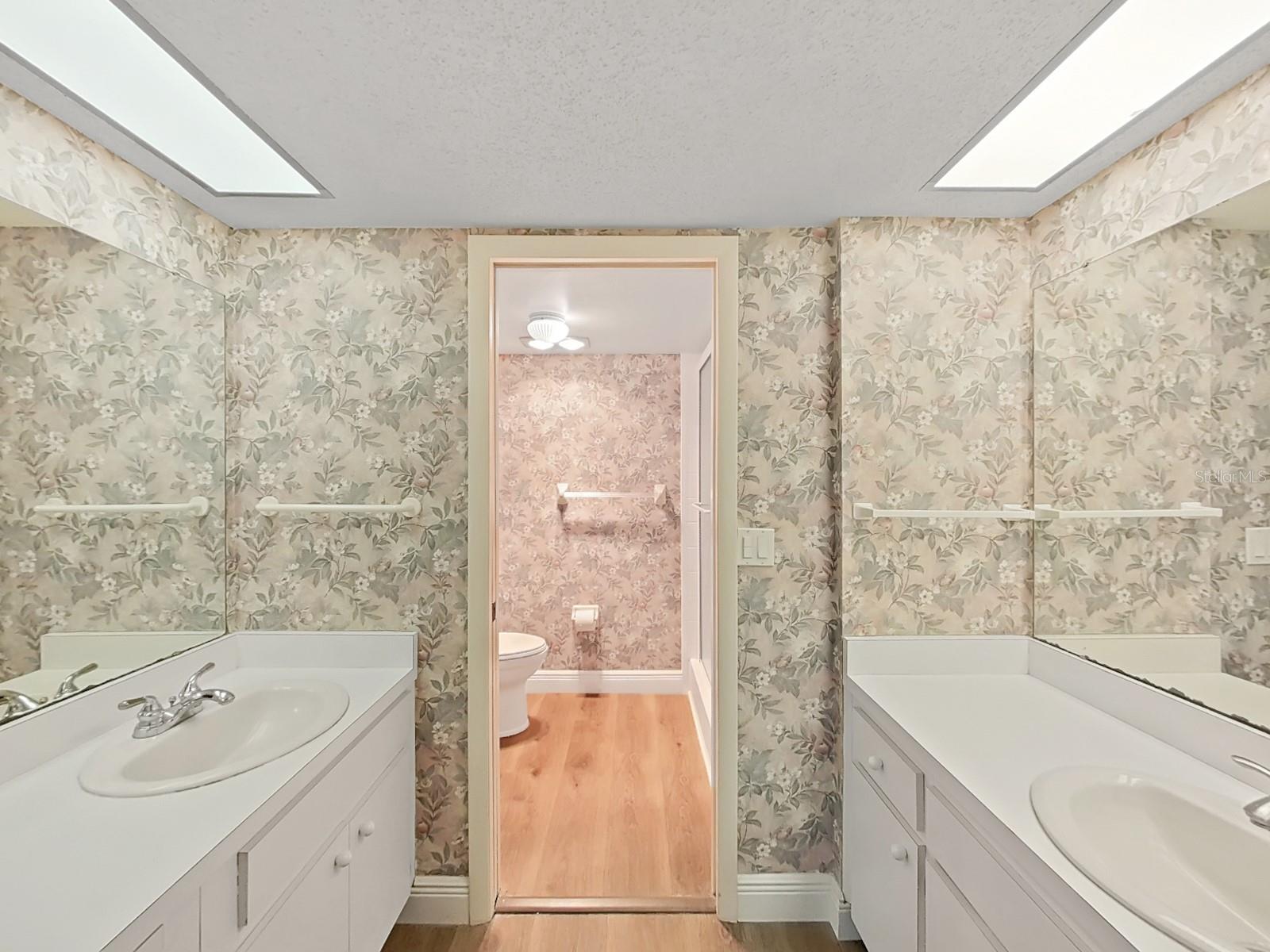 Image 16 of 27 For 700 Starkey Road 311