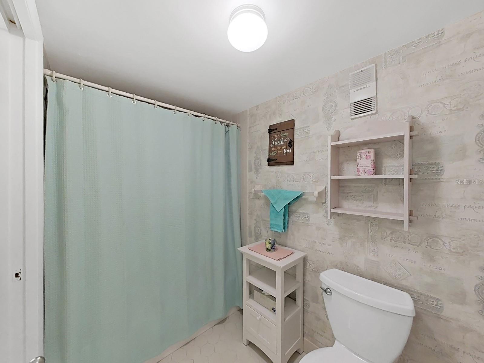 Image 22 of 27 For 700 Starkey Road 311