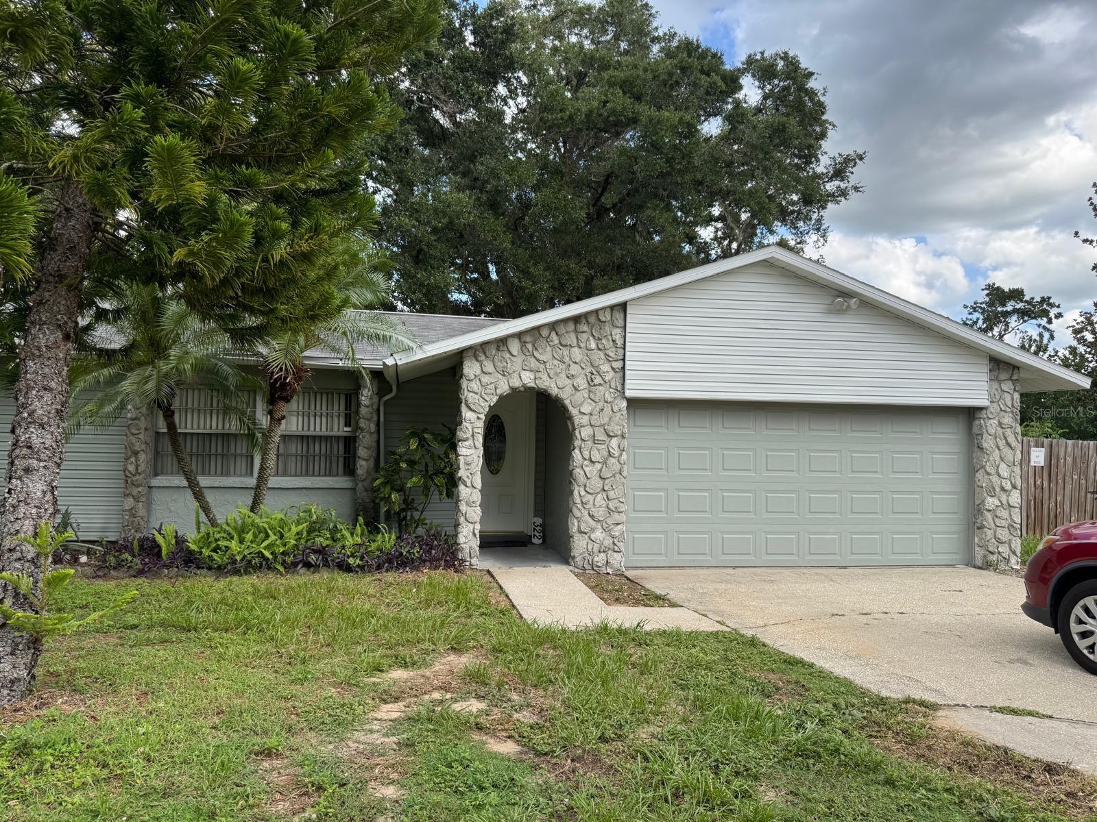 Image 18 of 18 For 322 Black Oak Court