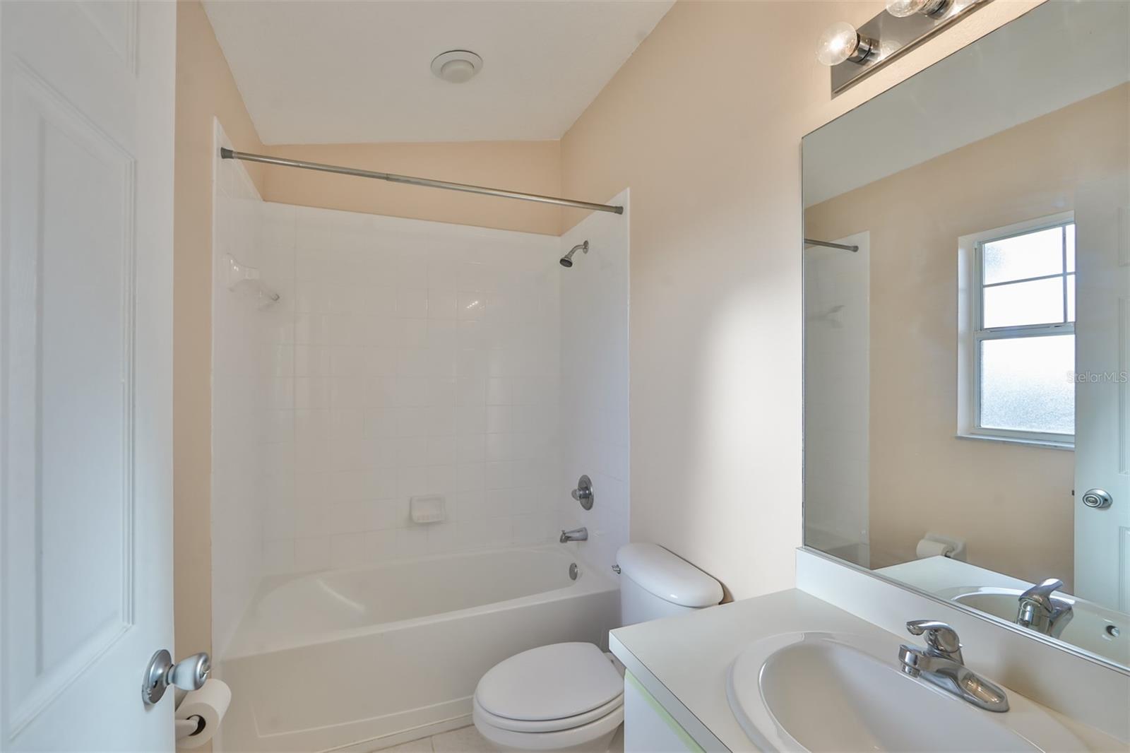 Image 14 of 29 For 9805 Carlsdale Drive