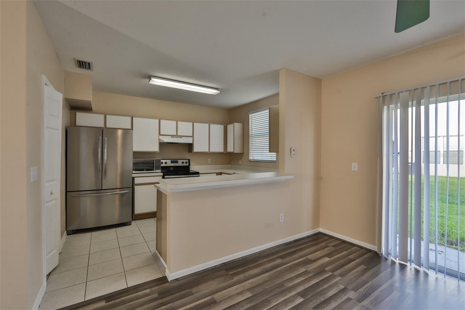 Image 4 of 29 For 9805 Carlsdale Drive