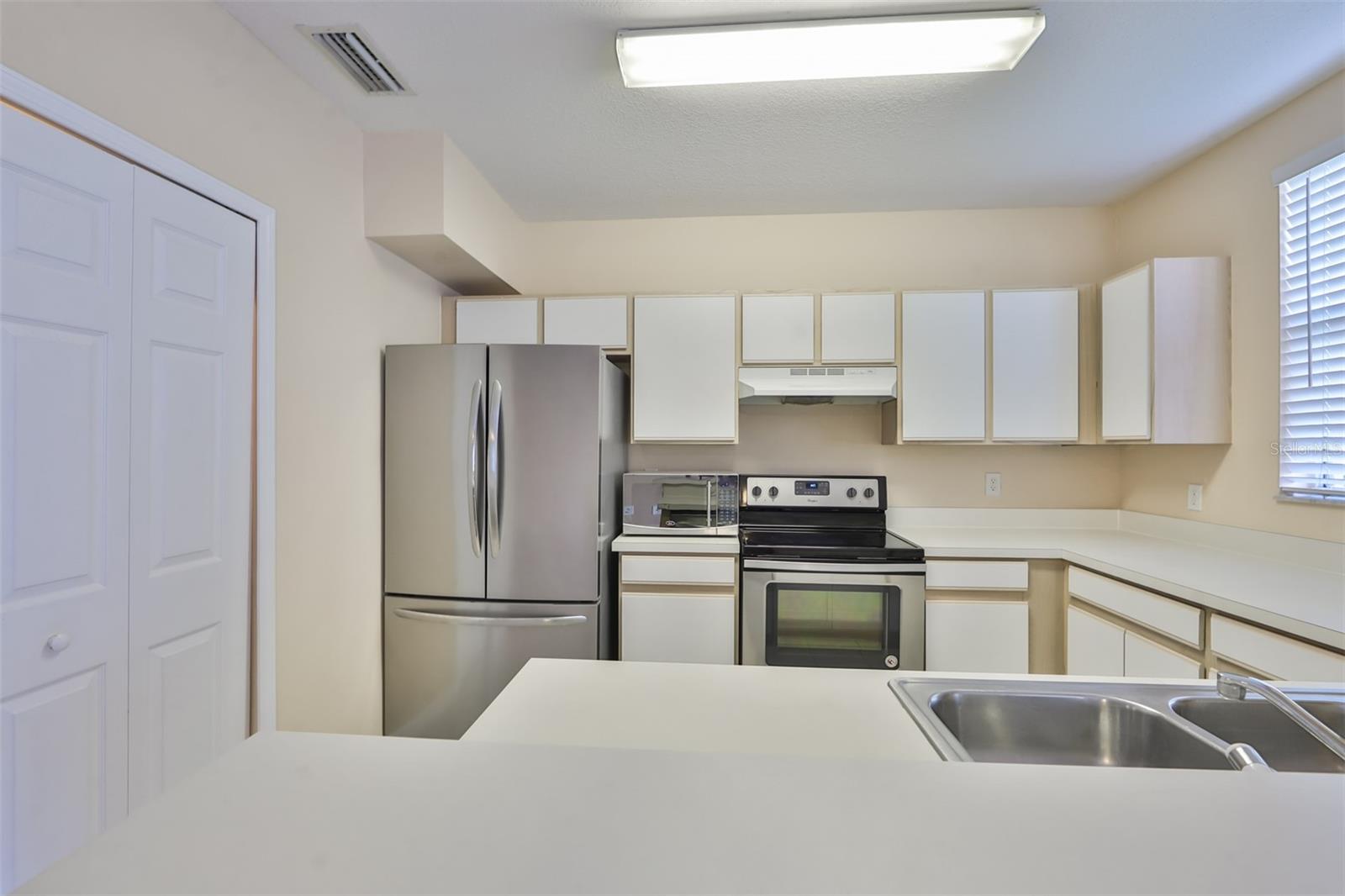 Image 5 of 29 For 9805 Carlsdale Drive