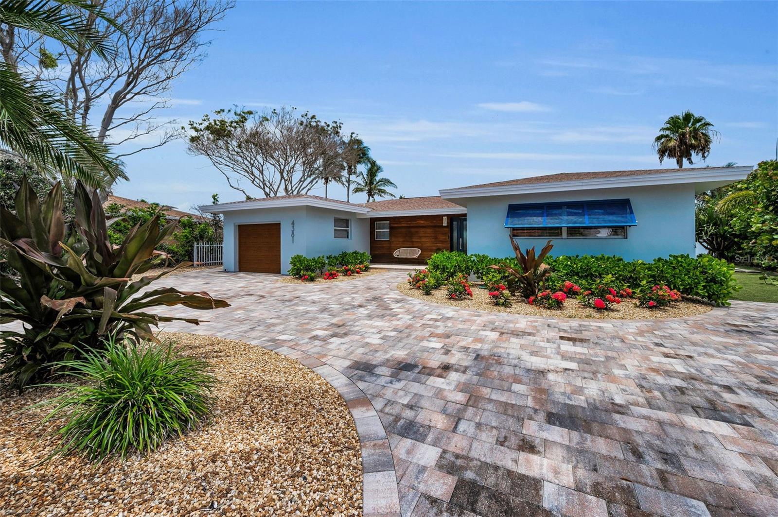 Image 2 of 68 For 4381 Poinsettia Drive