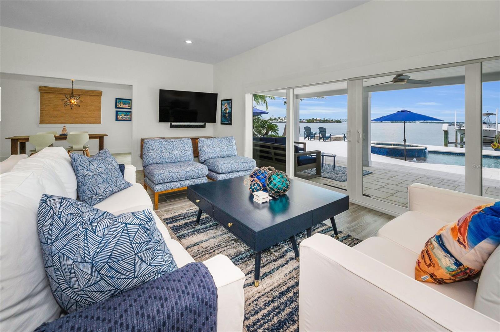 Image 22 of 68 For 4381 Poinsettia Drive