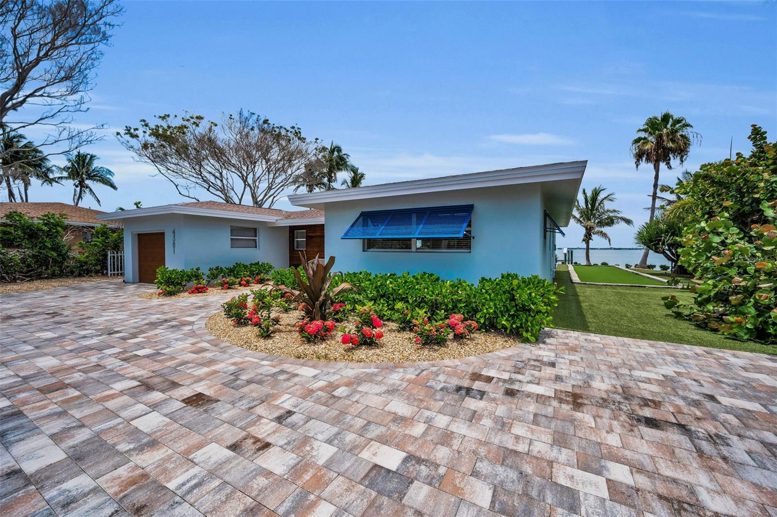 Image 7 of 68 For 4381 Poinsettia Drive