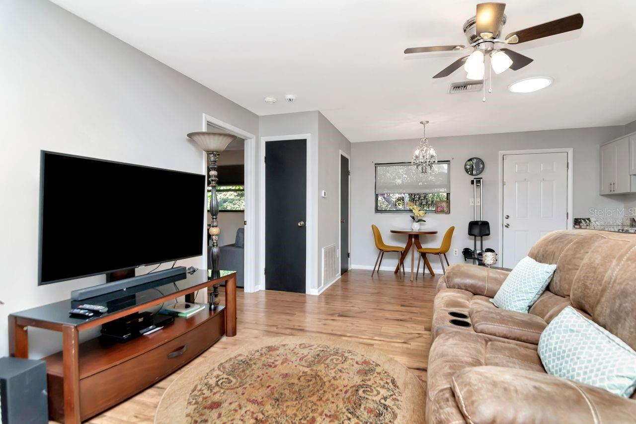 Image 20 of 46 For 23924 Forest Place