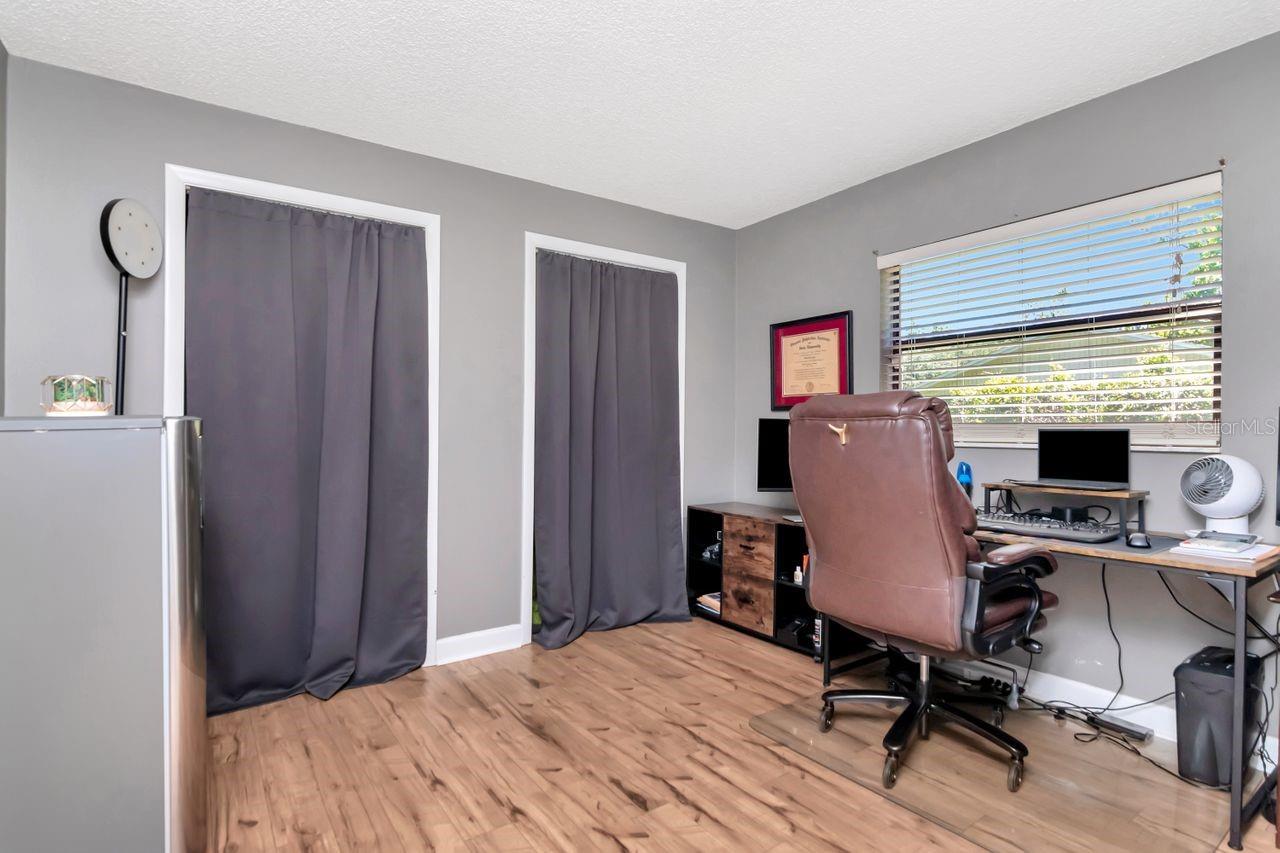 Image 34 of 46 For 23924 Forest Place