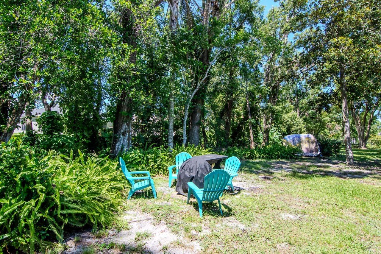Image 40 of 46 For 23924 Forest Place