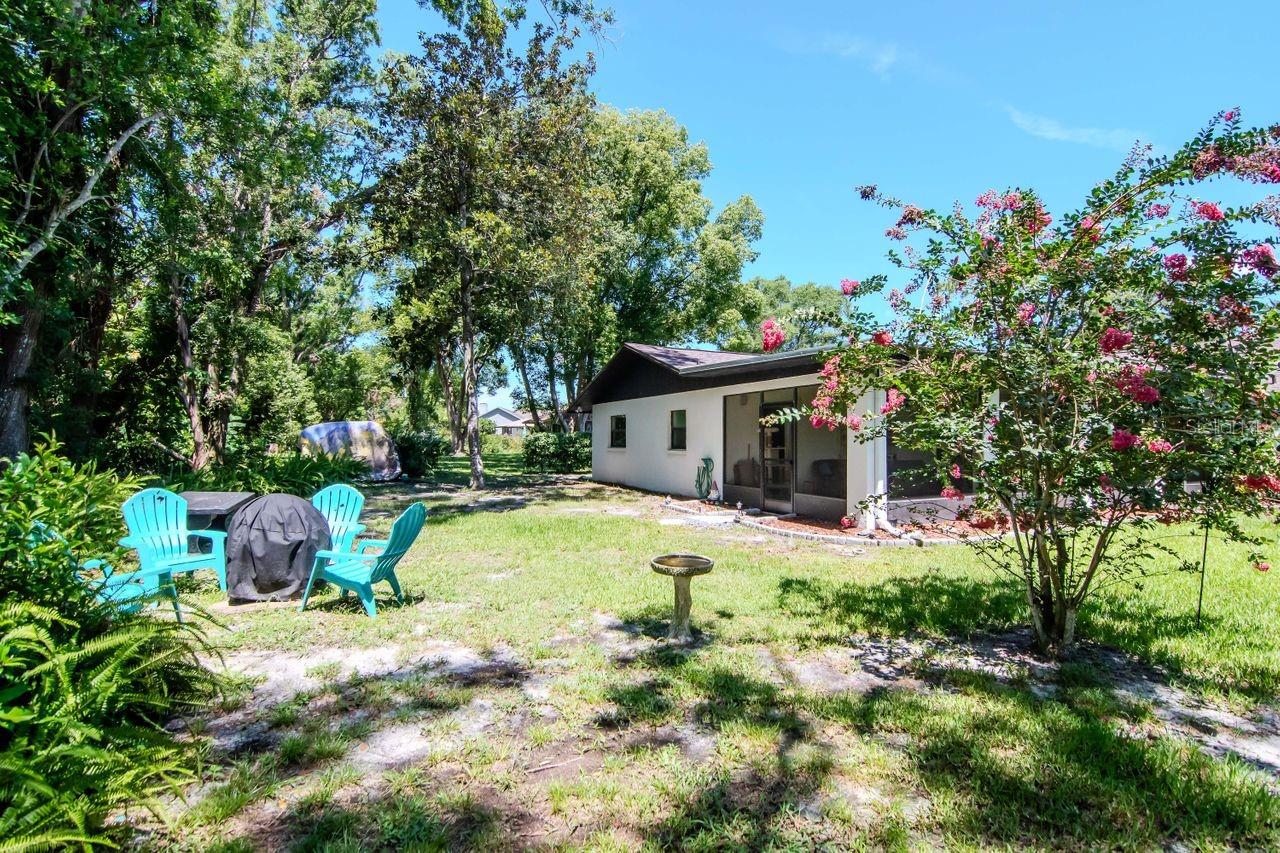 Image 41 of 46 For 23924 Forest Place