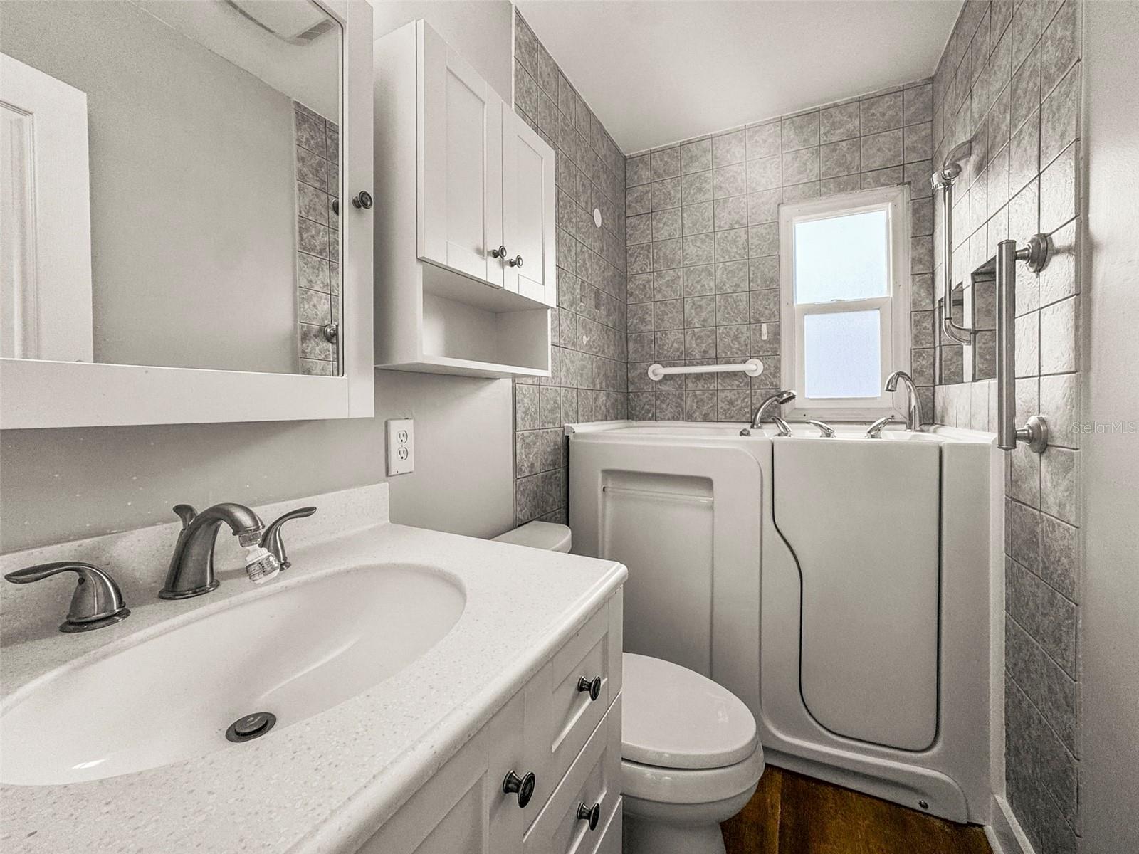 Image 21 of 35 For 1848 68th Avenue N