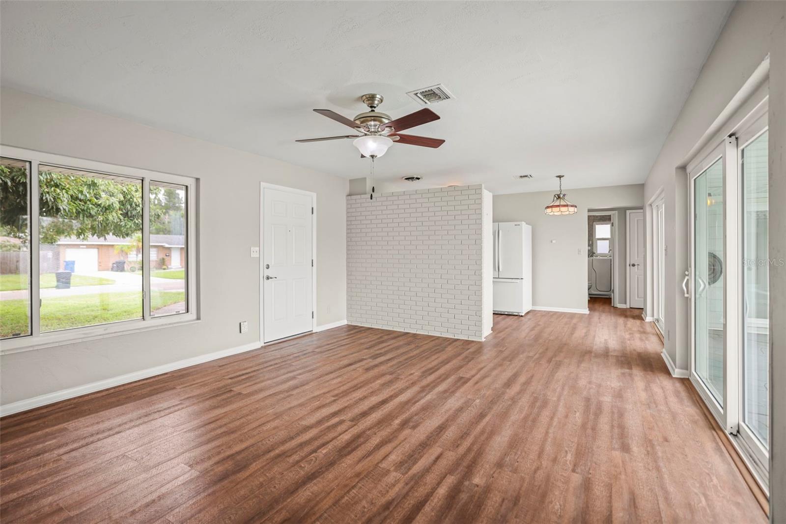 Image 7 of 35 For 1848 68th Avenue N