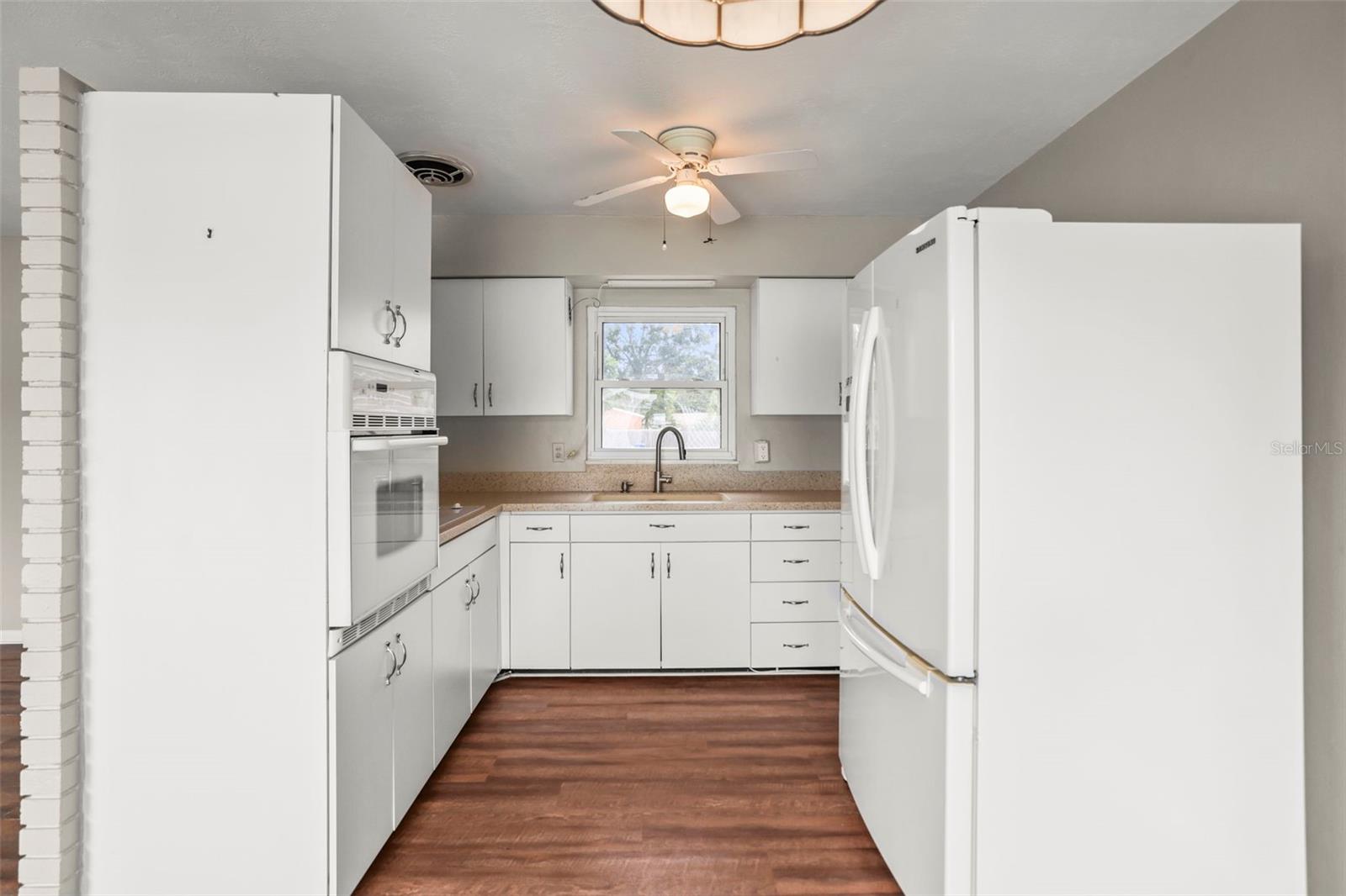 Image 9 of 35 For 1848 68th Avenue N