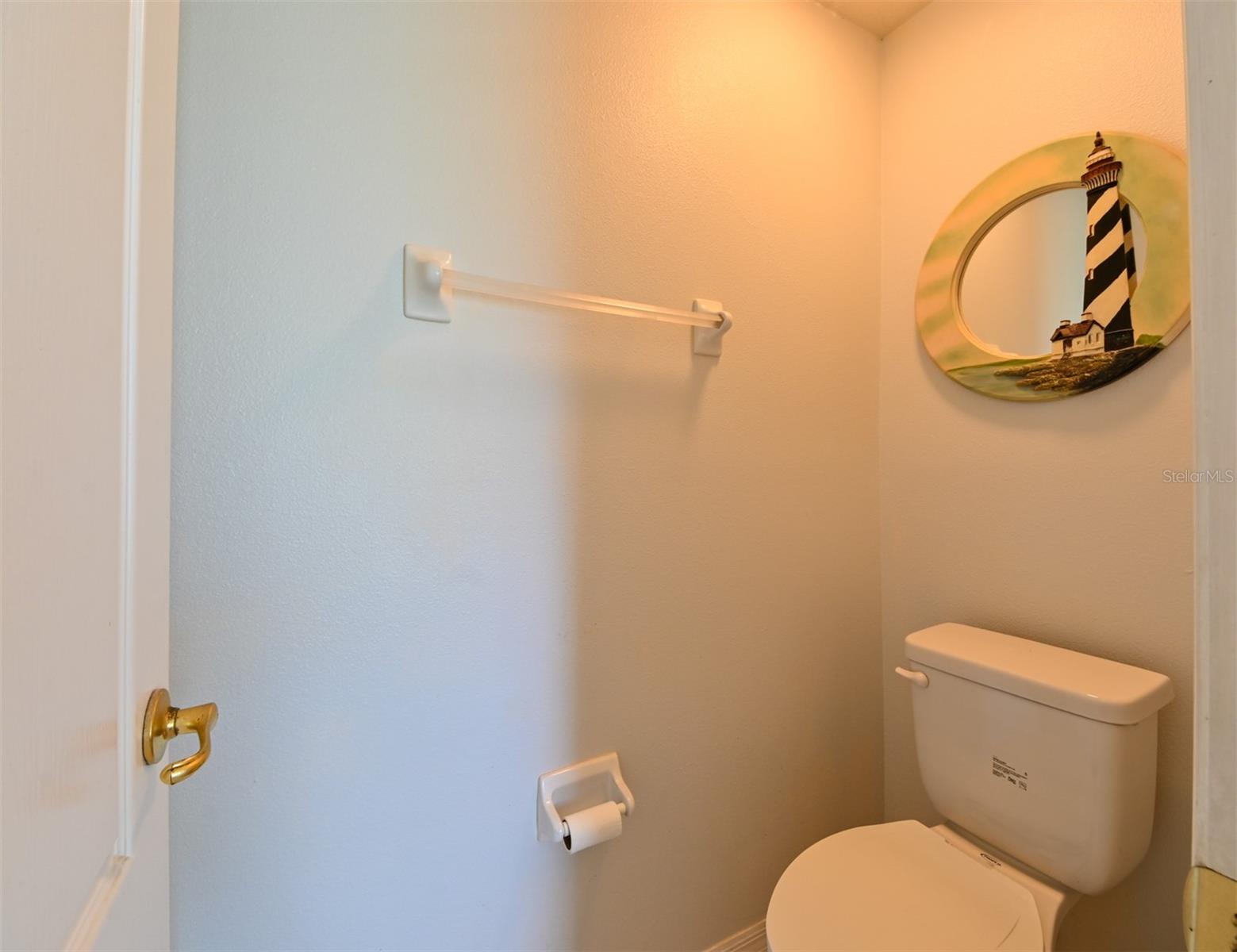 Image 21 of 57 For 19309 Seacove Drive