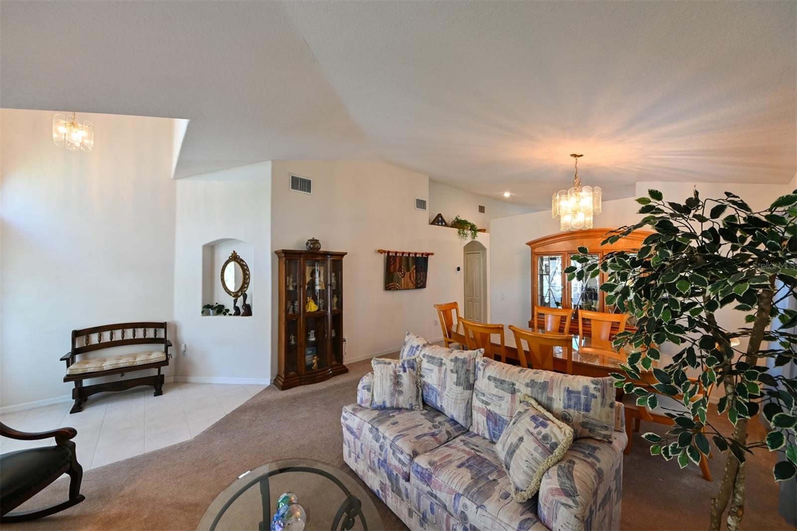 Image 6 of 57 For 19309 Seacove Drive