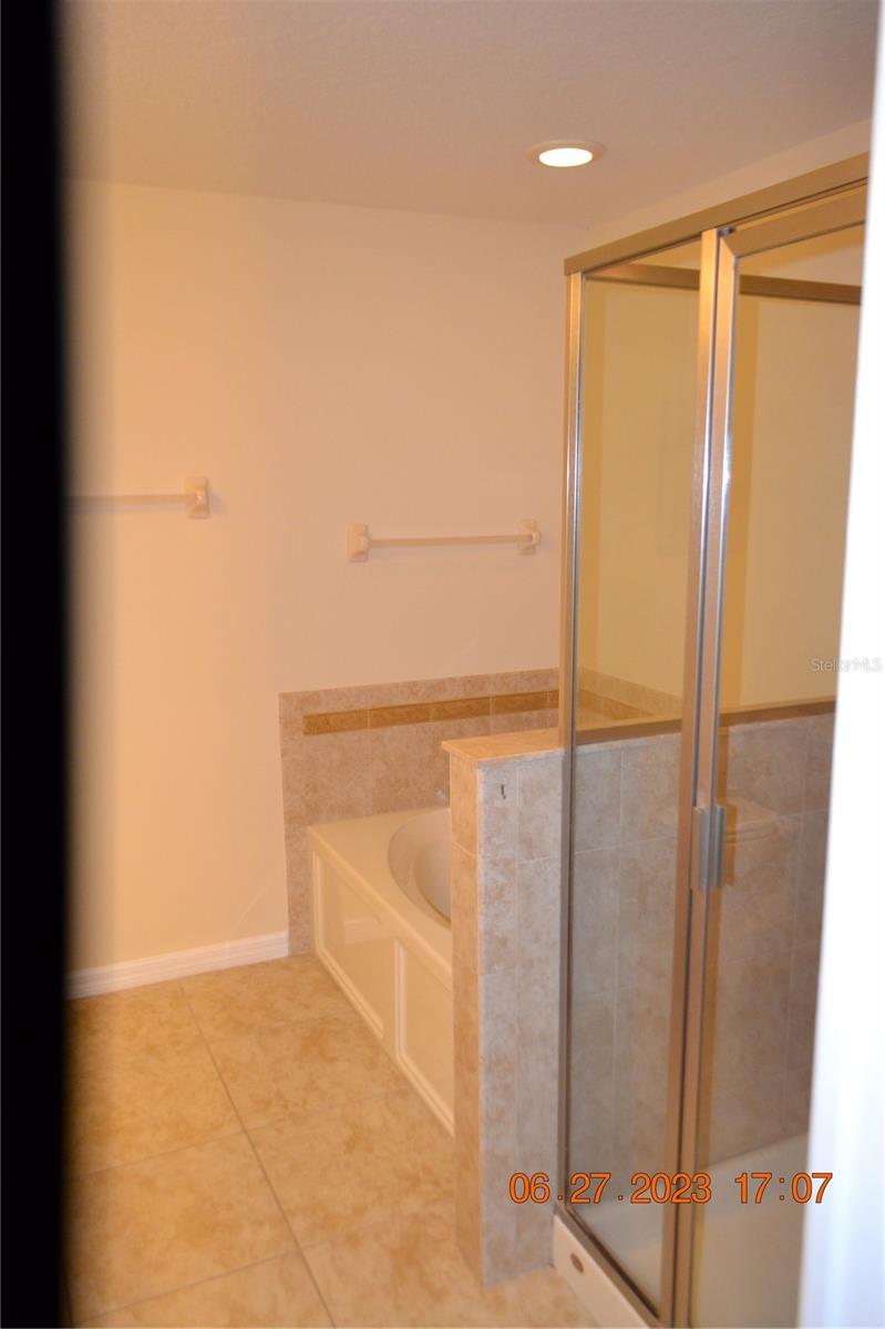 Image 11 of 15 For 10144 Arbor Run Drive 122