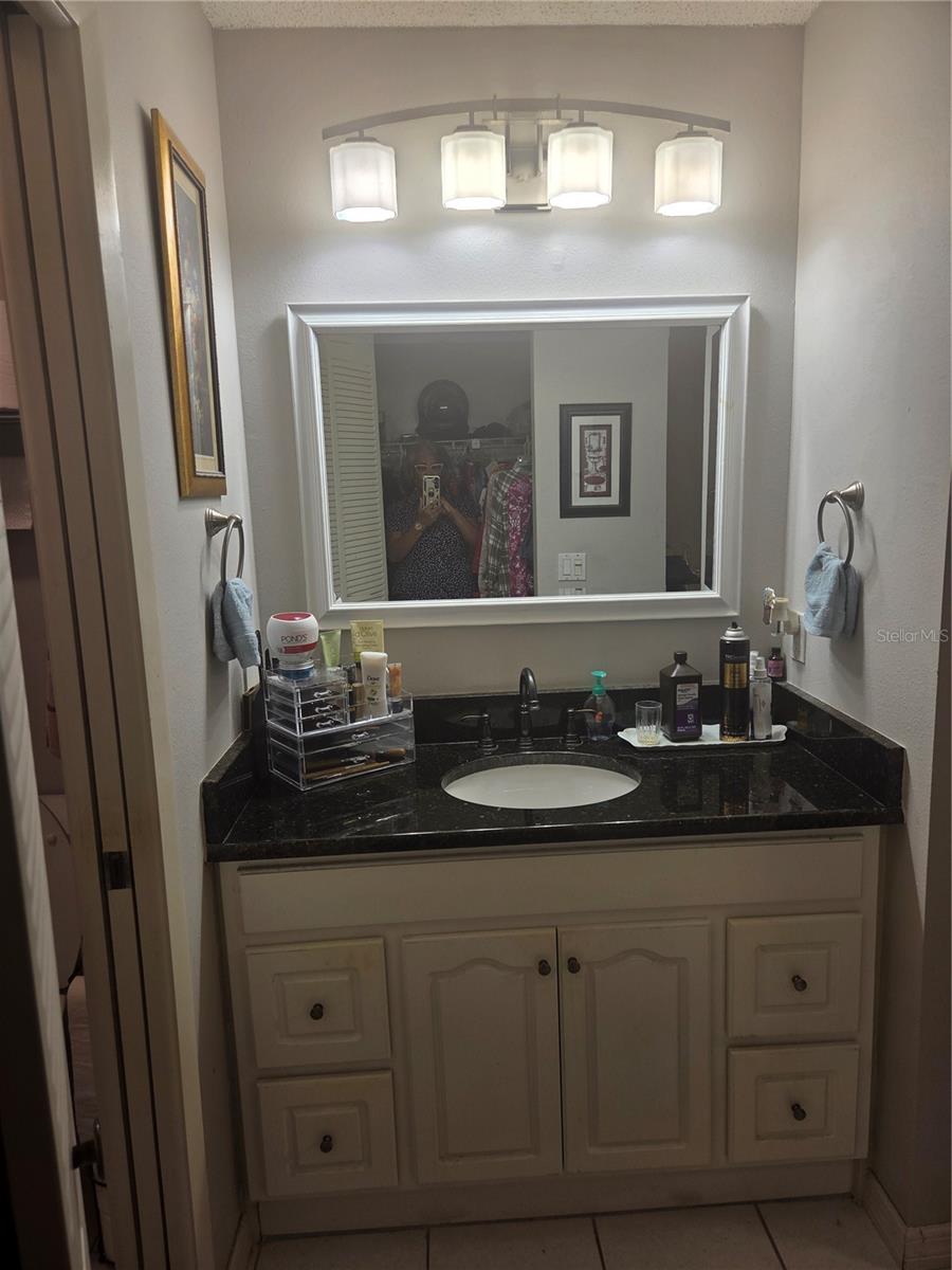 Listing photo id 17 for 12133 Spartan Way 204