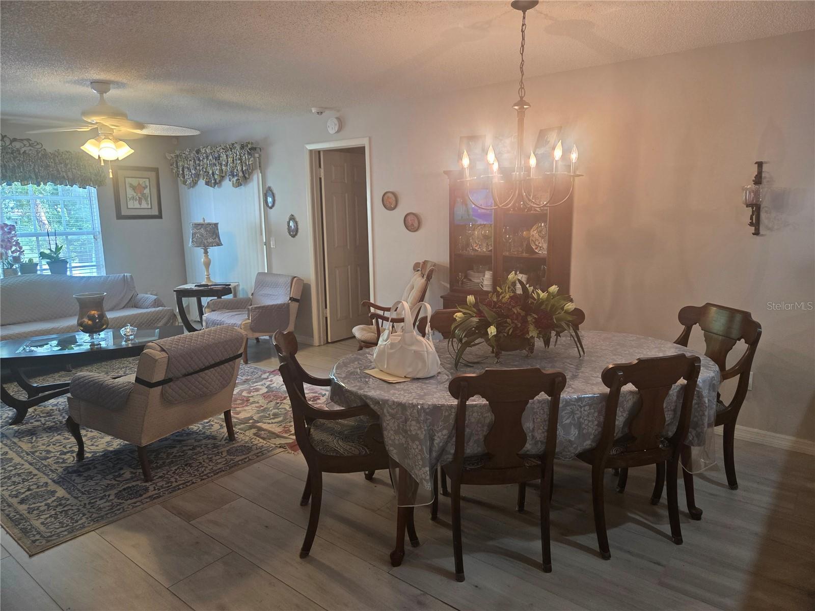 Listing photo id 6 for 12133 Spartan Way 204