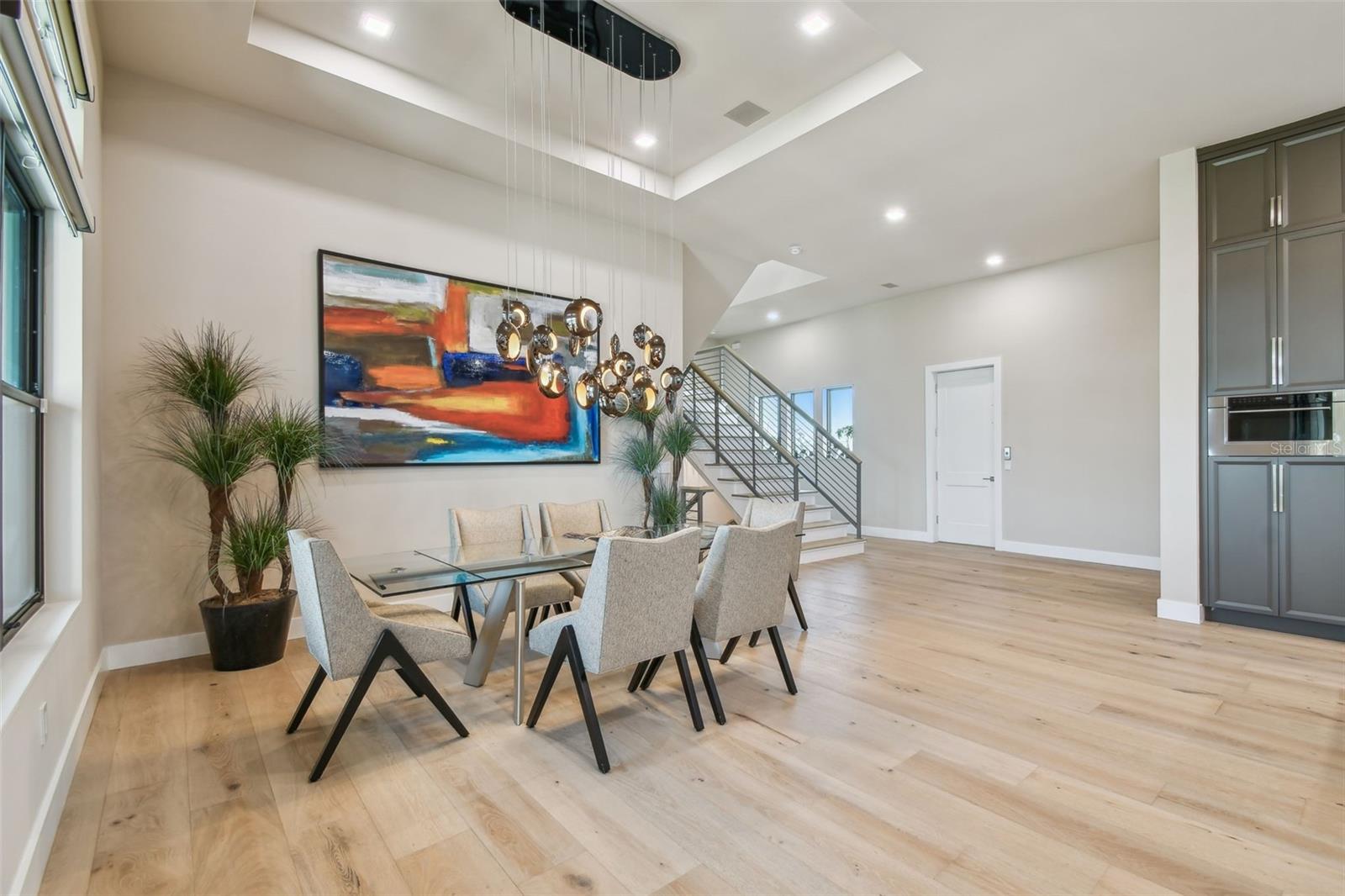 Image 16 of 100 For 105 9th Street E