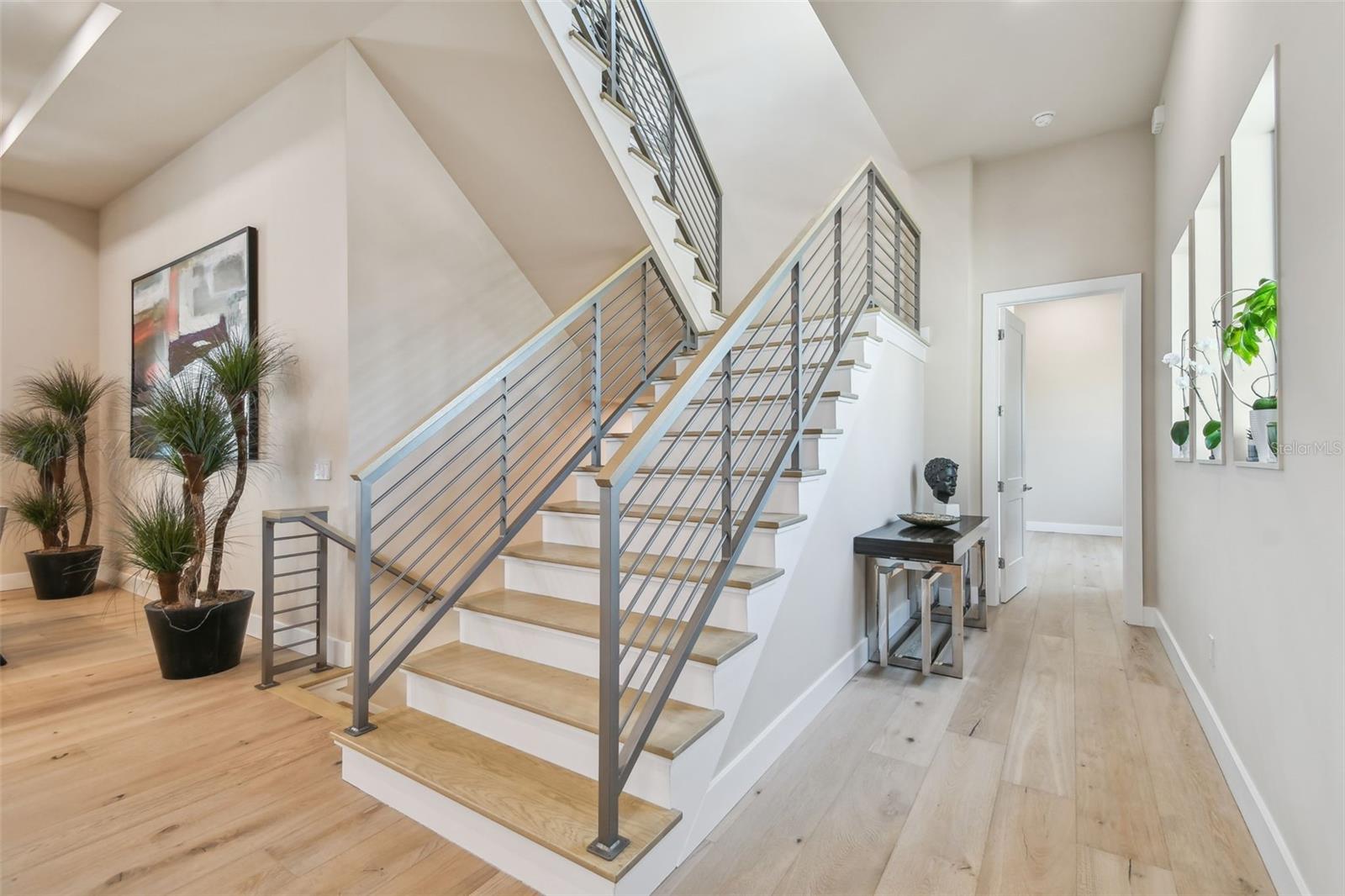 Image 32 of 100 For 105 9th Street E