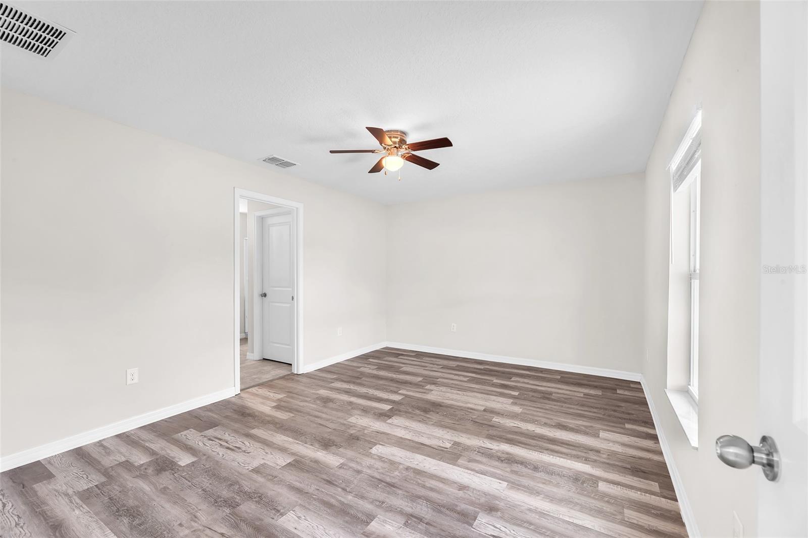 Image 12 of 36 For 4902 Grist Mill Court